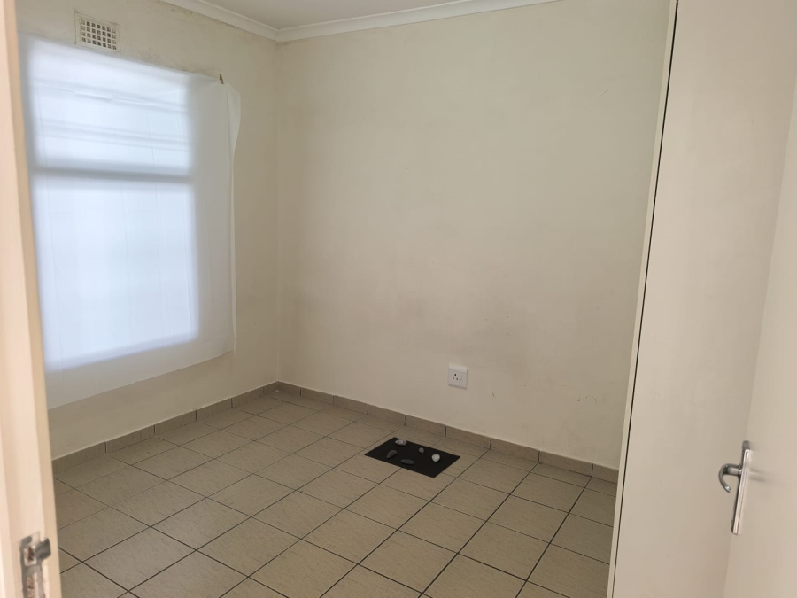 2 Bedroom Property for Sale in Parklands East Western Cape